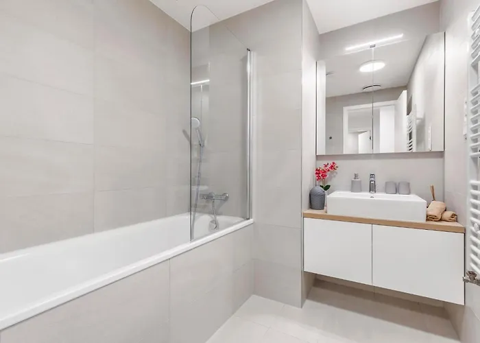 Apartament Luxury Sky Park - Panoramic Castle Views Bratislava