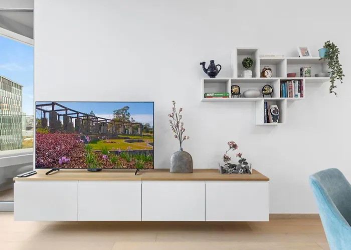 Luxury Sky Park - Panoramic Castle Views Appartamento *