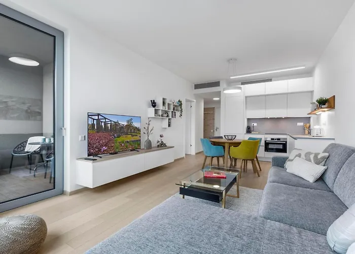 Apartament Luxury Sky Park - Panoramic Castle Views Bratislava