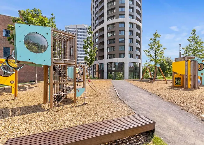 Luxury Sky Park - Panoramic Castle Views Apartament *