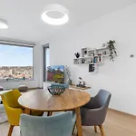 Luxury Sky Park - Panoramic Castle Views *