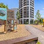 Luxury Sky Park - Panoramic Castle Views דירה *