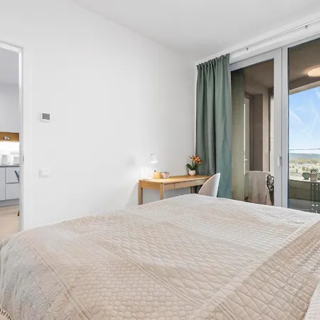 Luxury Sky Park - Panoramic Castle Views